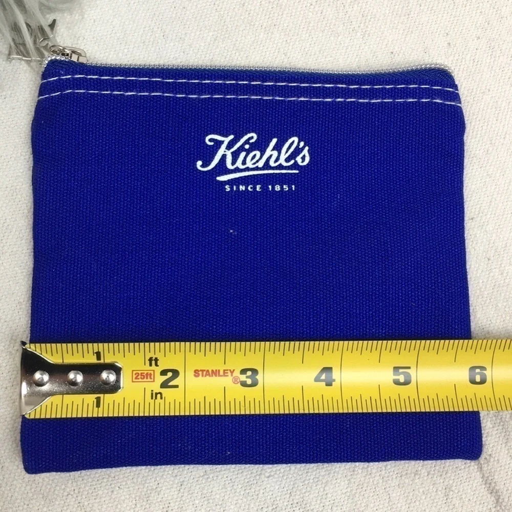 Kiehl’s Zippered canvas bag